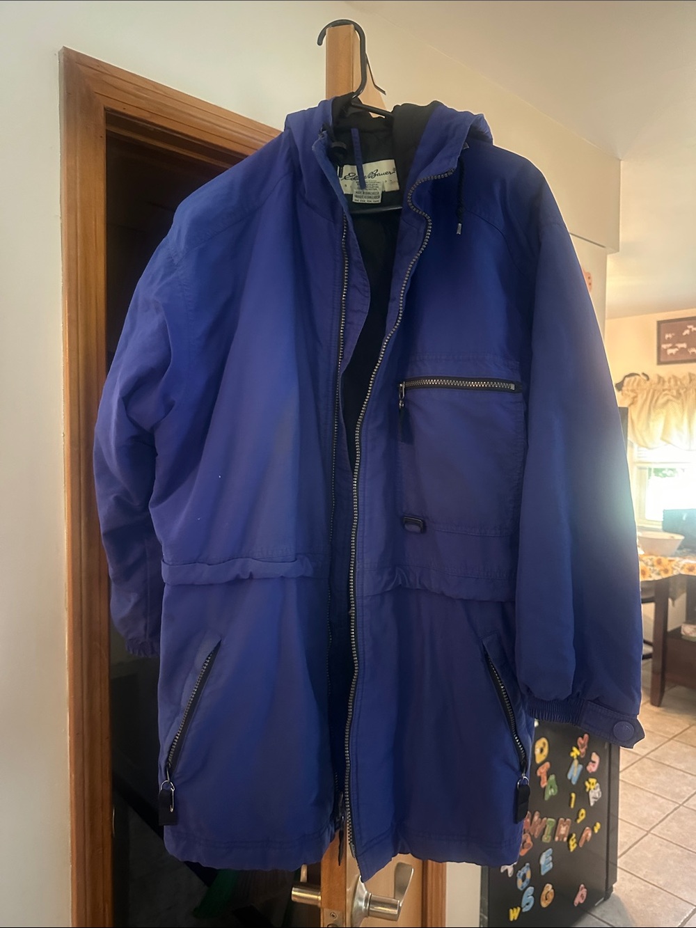 Woman’s Hooded Winter Coat in Royal Blue size M